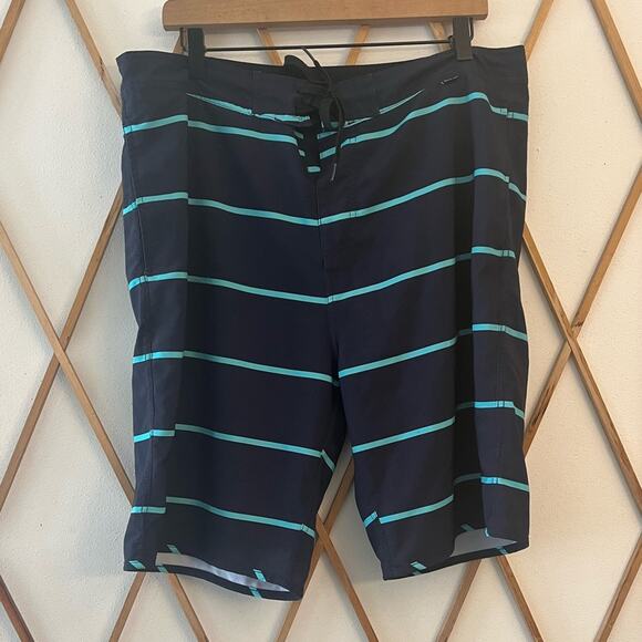 Hurley Board Shorts - Picture 1 of 4